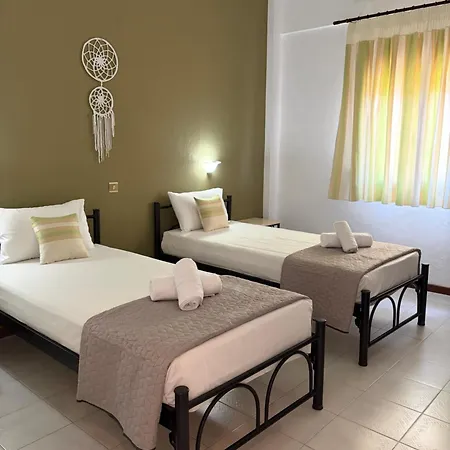 Yannis Apartamento Afytos