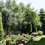 Yannis Apartament *